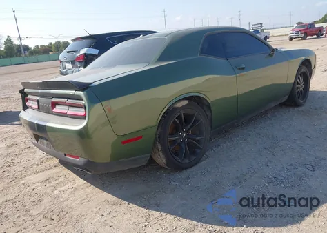 2018 Dodge Challenger Sxt из США, поврежденный, VIN 2C3CDZAG1JH334721